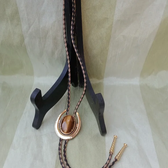 Tiger Eye Bolo Tie Western Gold Tone Horseshoe Frame - Picture 2 of 3